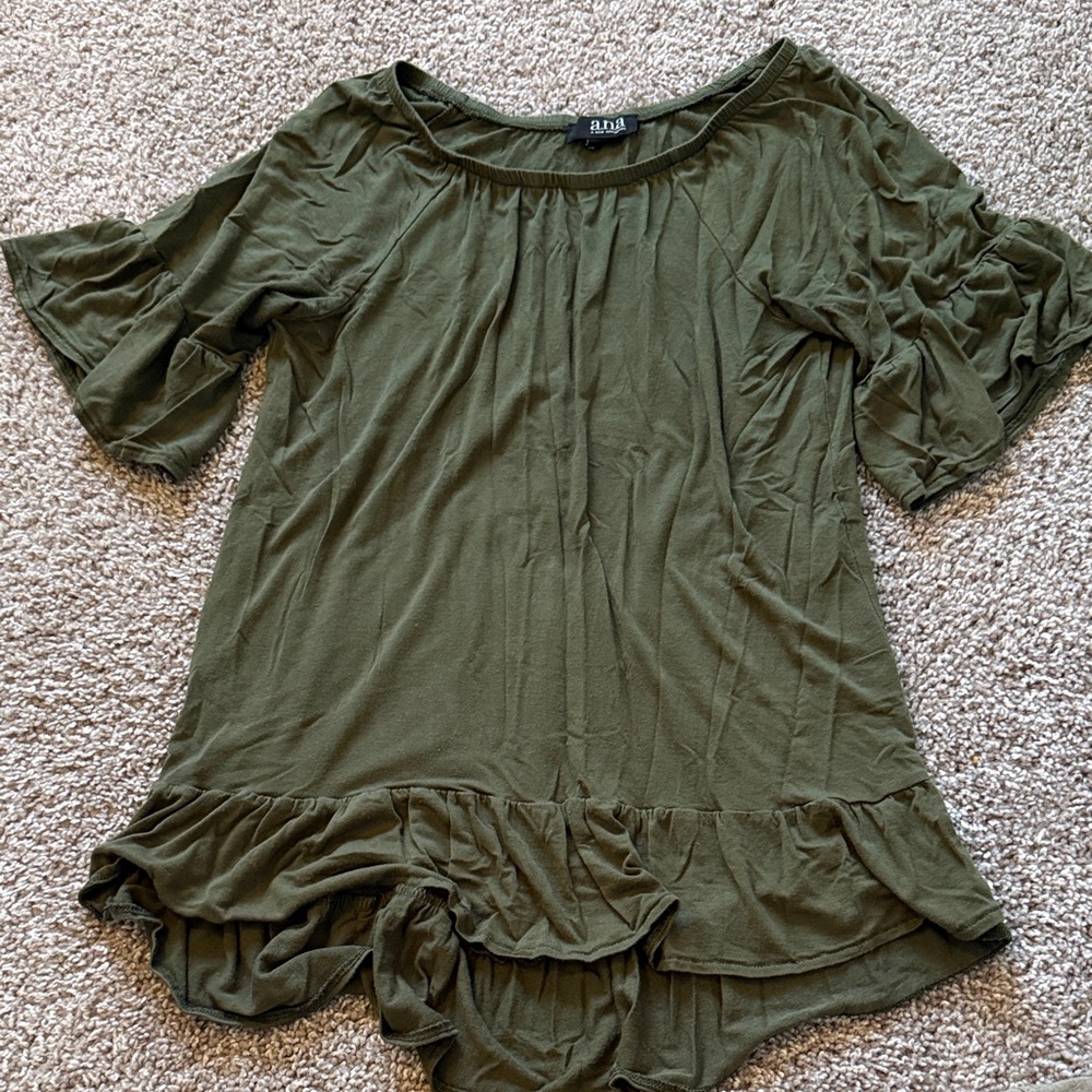 a.n.a. Women's Olive Green Ruffle Top